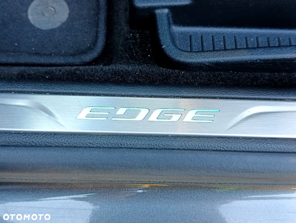 Ford Edge 2.0 TDCi Twin-Turbo 4WD Titanium - 22