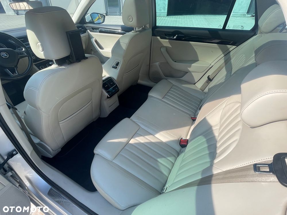 Skoda Superb 2.0 TDI L&K DSG - 12