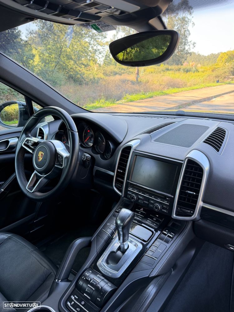 Porsche Cayenne 3.0 V6 - 10