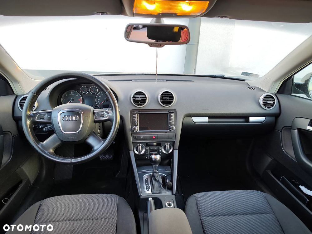 Audi A3 Sportback 2.0 TDI DPF Attraction S tronic - 5