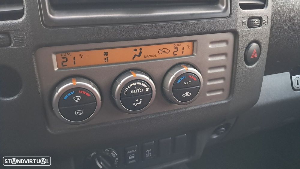 Nissan Navara 2.5 dCi CD LE Sport Edition - 30