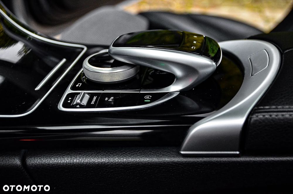 Mercedes-Benz Klasa C 180 T 7G-TRONIC Avantgarde - 36