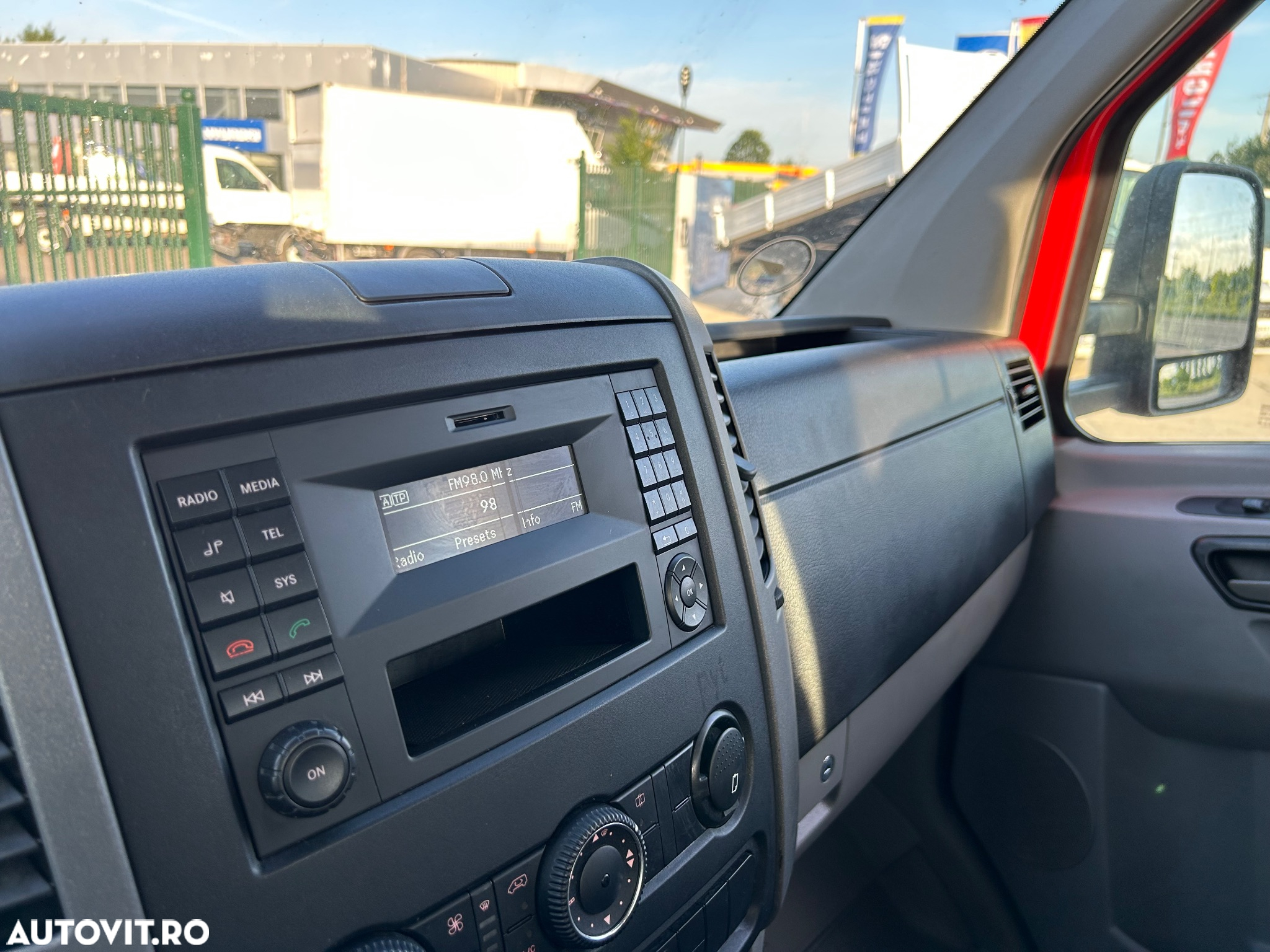 Volkswagen Crafter DOKA 7 LOCURI - 21