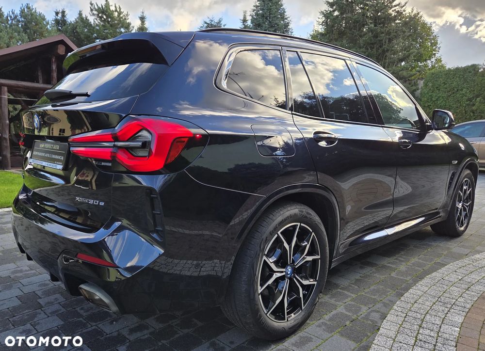 BMW X3 xDrive30e M Sport Edition - 17