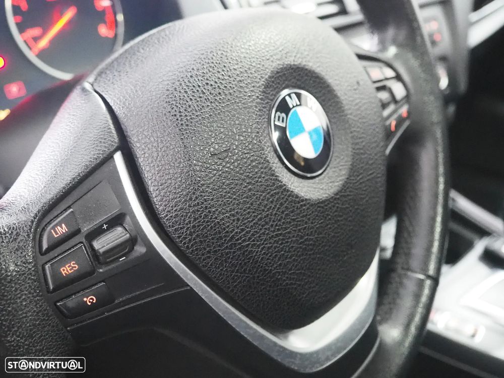 BMW 118 dA Pack M - 22