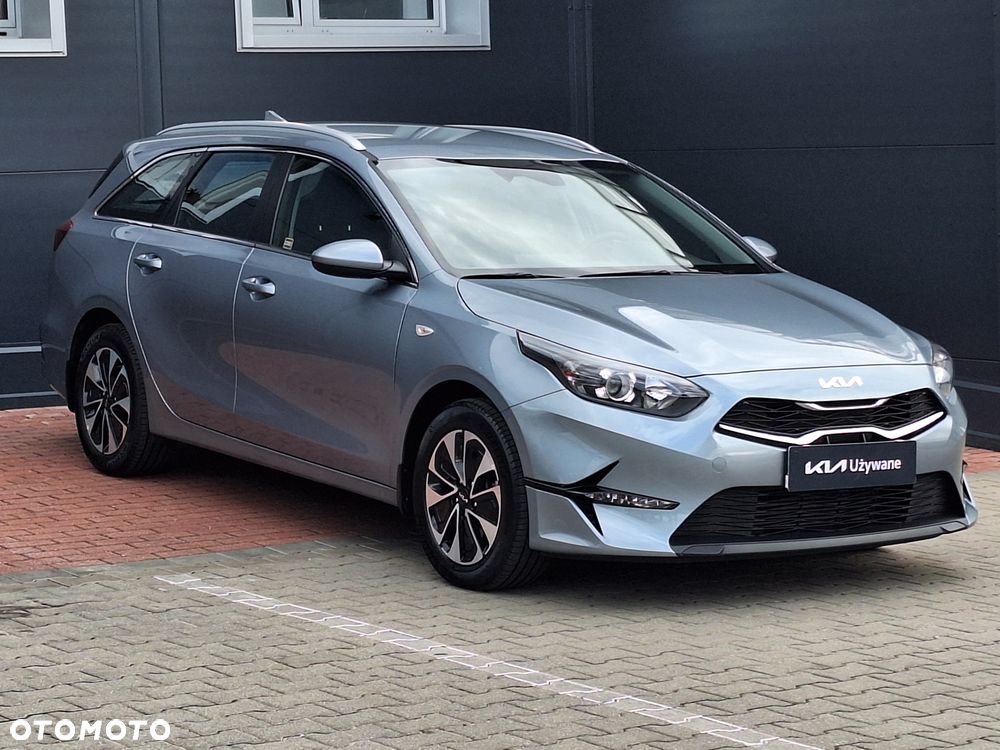 Kia Ceed 1.5 T-GDI M DCT - 11