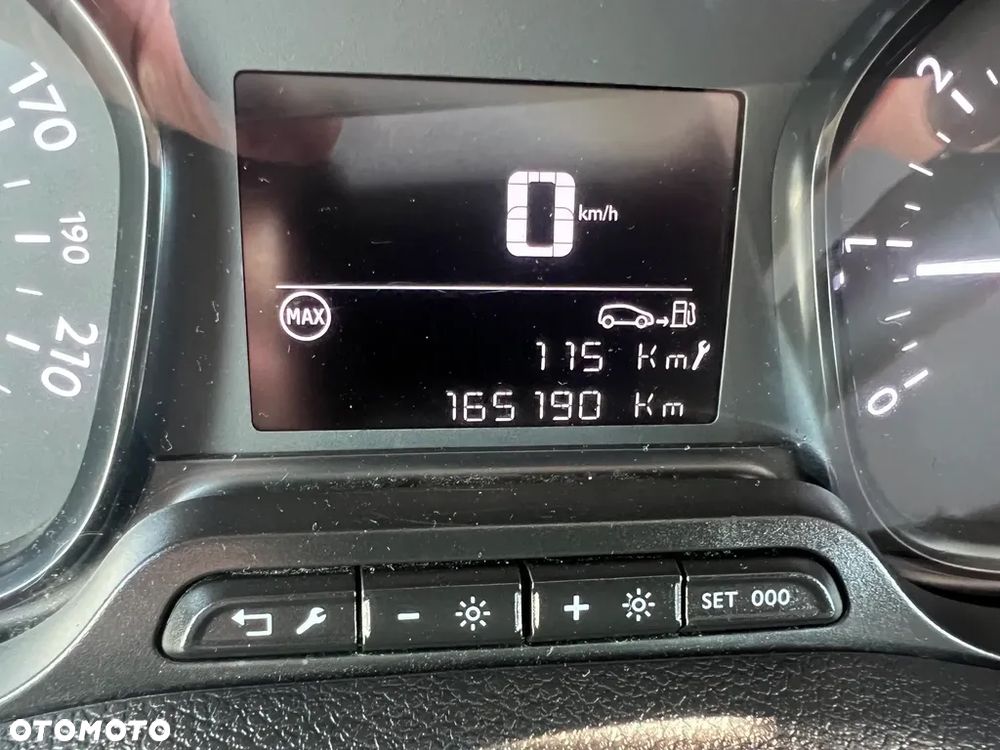 Peugeot Expert L2H1 2,0 Hdi 122 KM klima tempomat gps - 19