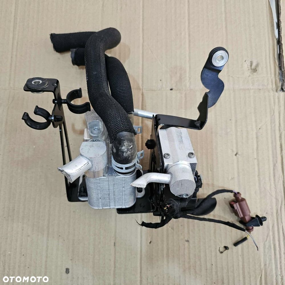 porsche taycan 9j1 e-tron gt zawór rozprężny klimatyzacji wymiennik ciepła - 1