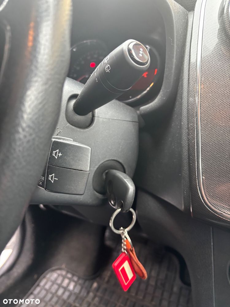 Dacia Sandero Stepway 1.5 dCi - 15