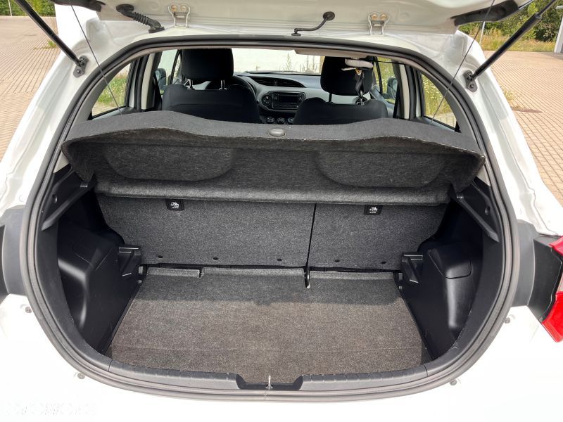 Toyota Yaris 1.5 Active - 11