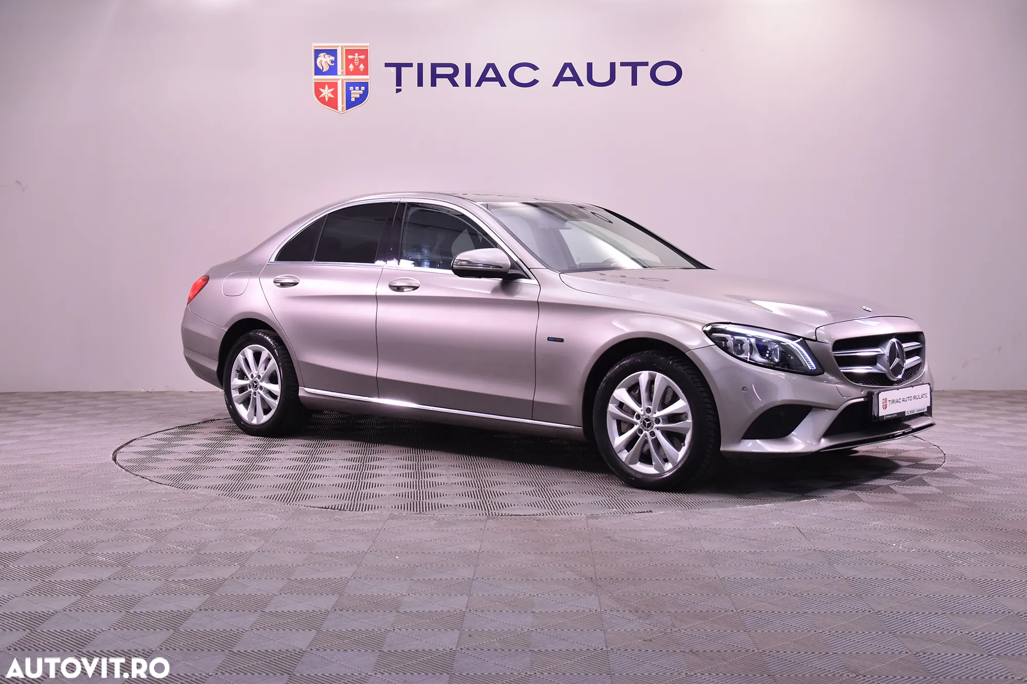 Mercedes-Benz C 300 e 4MATIC Aut. - 7