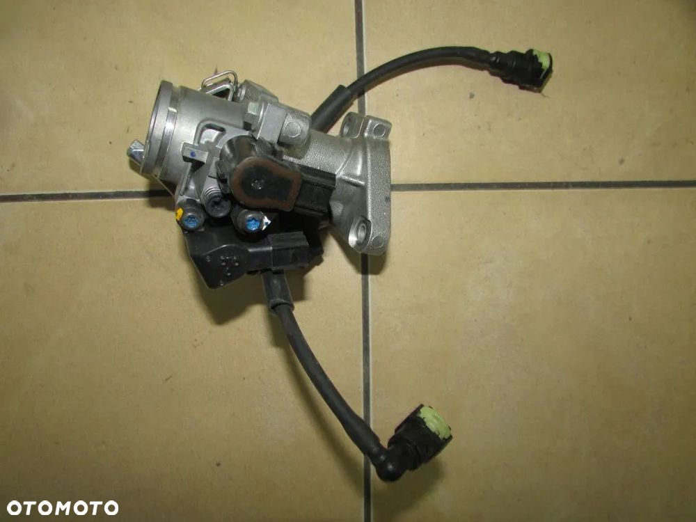 HONDA CB 125 GLR 15-18 przepustnica wtrysk tps - 2