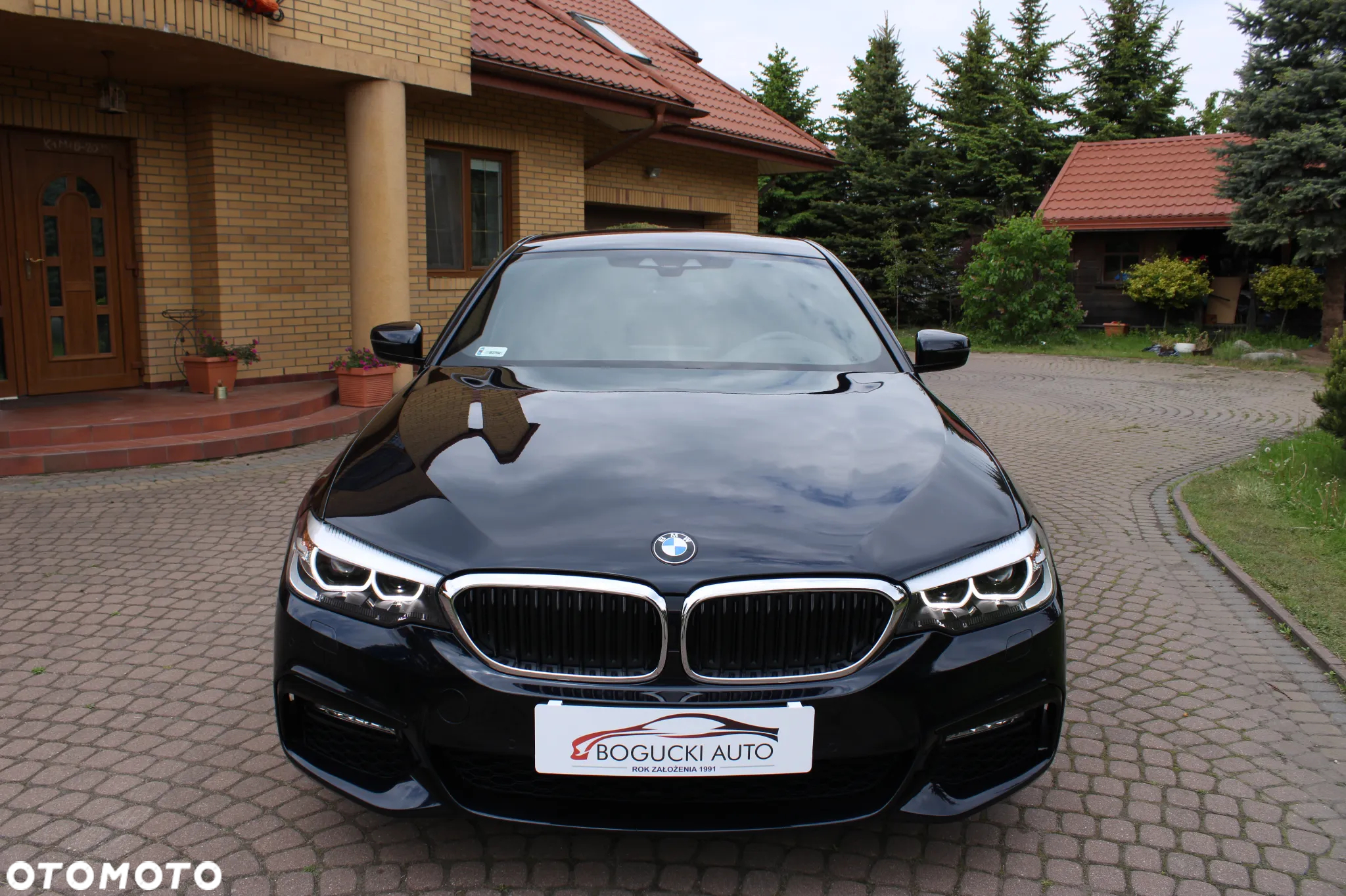 BMW Seria 5 530d xDrive M Sport sport - 2