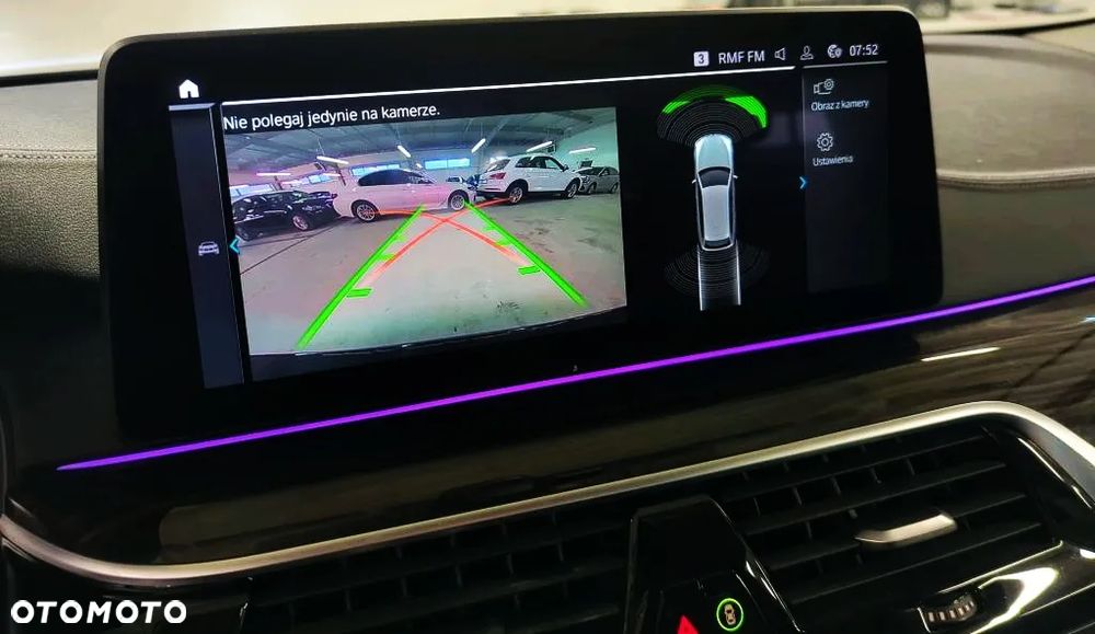 BMW Seria 5 530e xDrive PHEV - 8