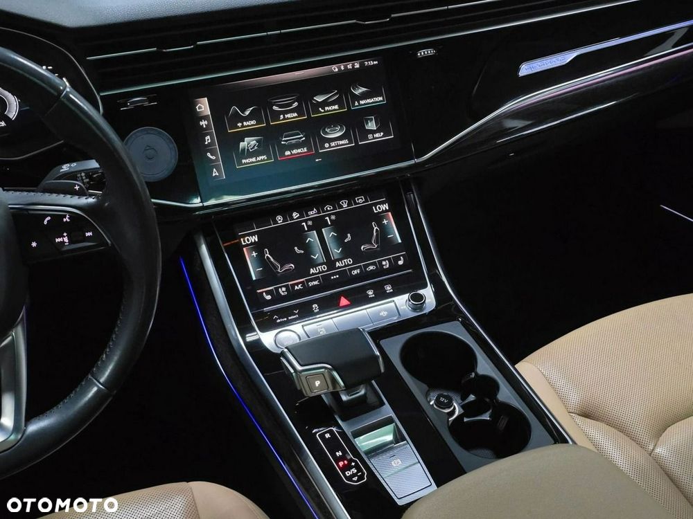 Audi Q7 - 16