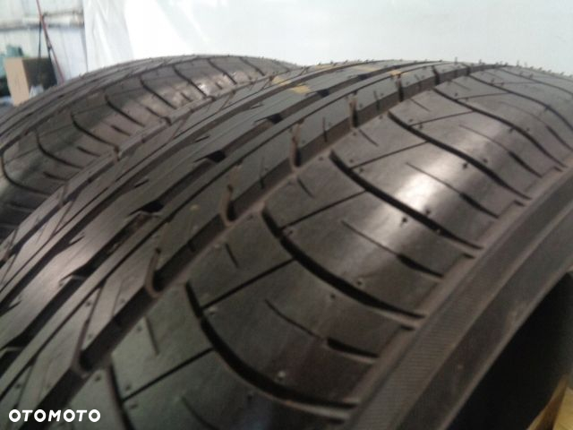 YOKOHAMA BLUEARTH E70 225/55R18 98H - 5
