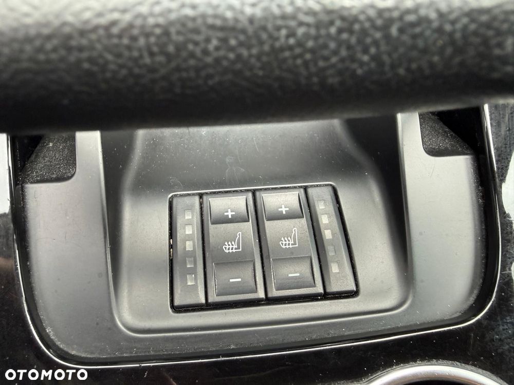Ford S-Max 2.0 TDCi DPF Titanium X - 30