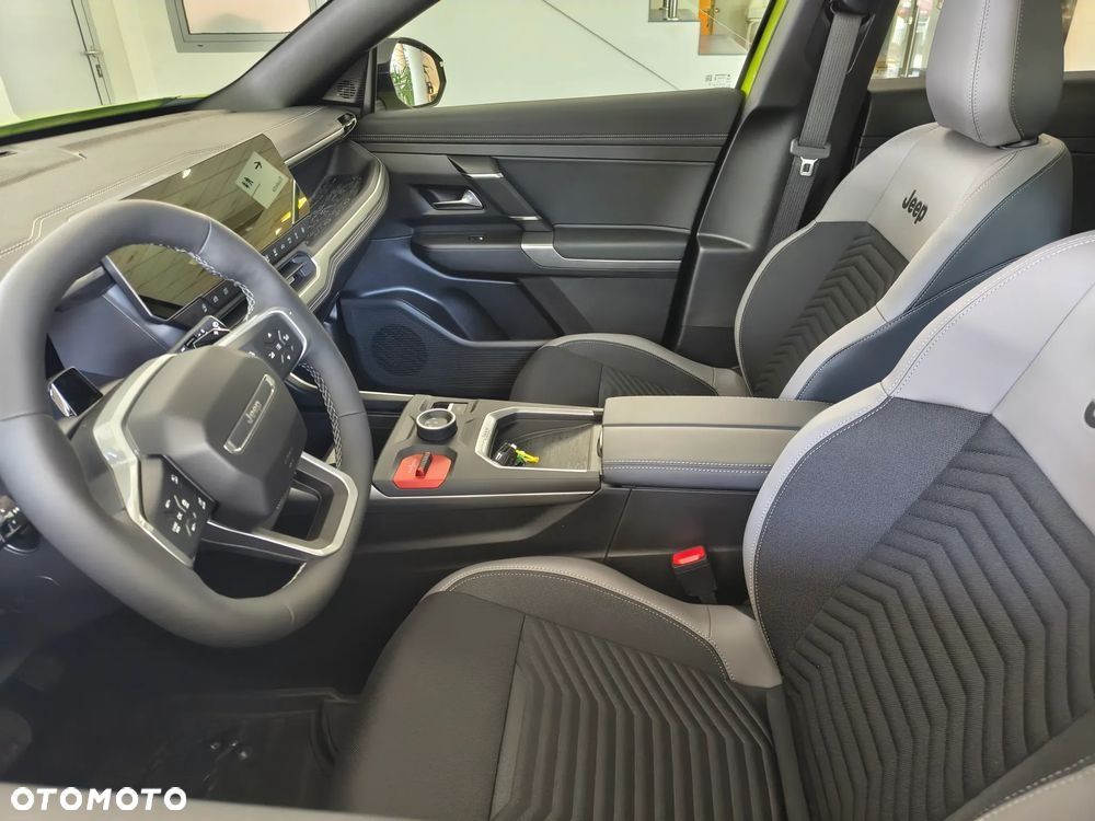Jeep Compass 1.2 T3 mHEV First Edition FWD DCT - 17