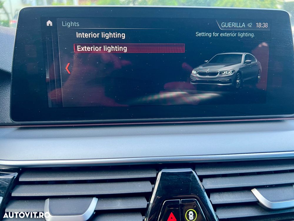 BMW Seria 5 520d AT - 34