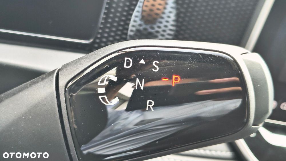 Volkswagen Tiguan - 19