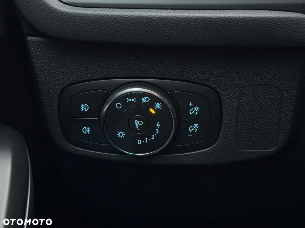 Ford Focus - 31