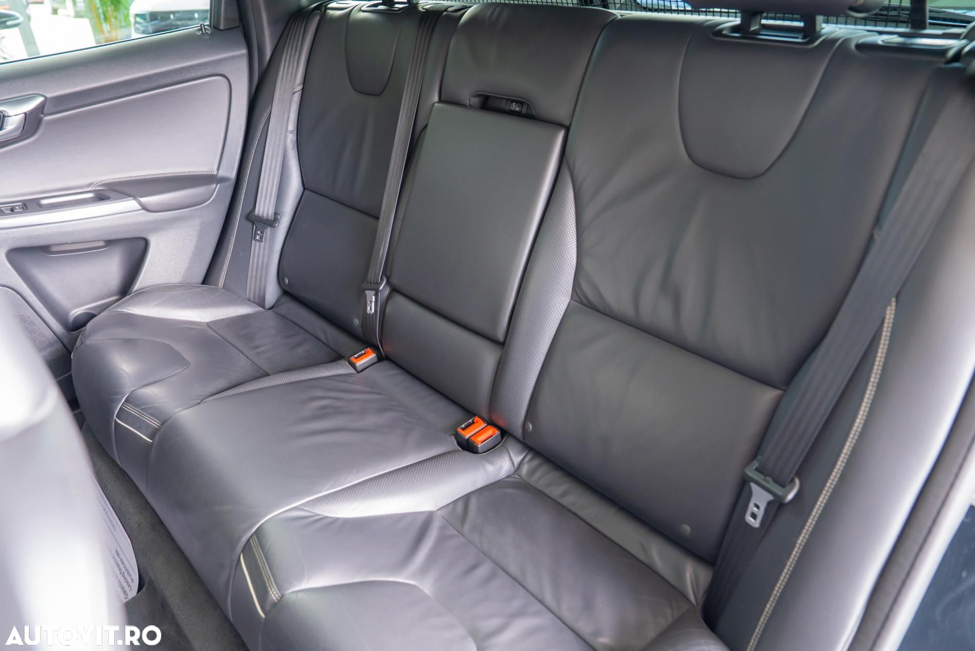 Volvo XC 60 - 20