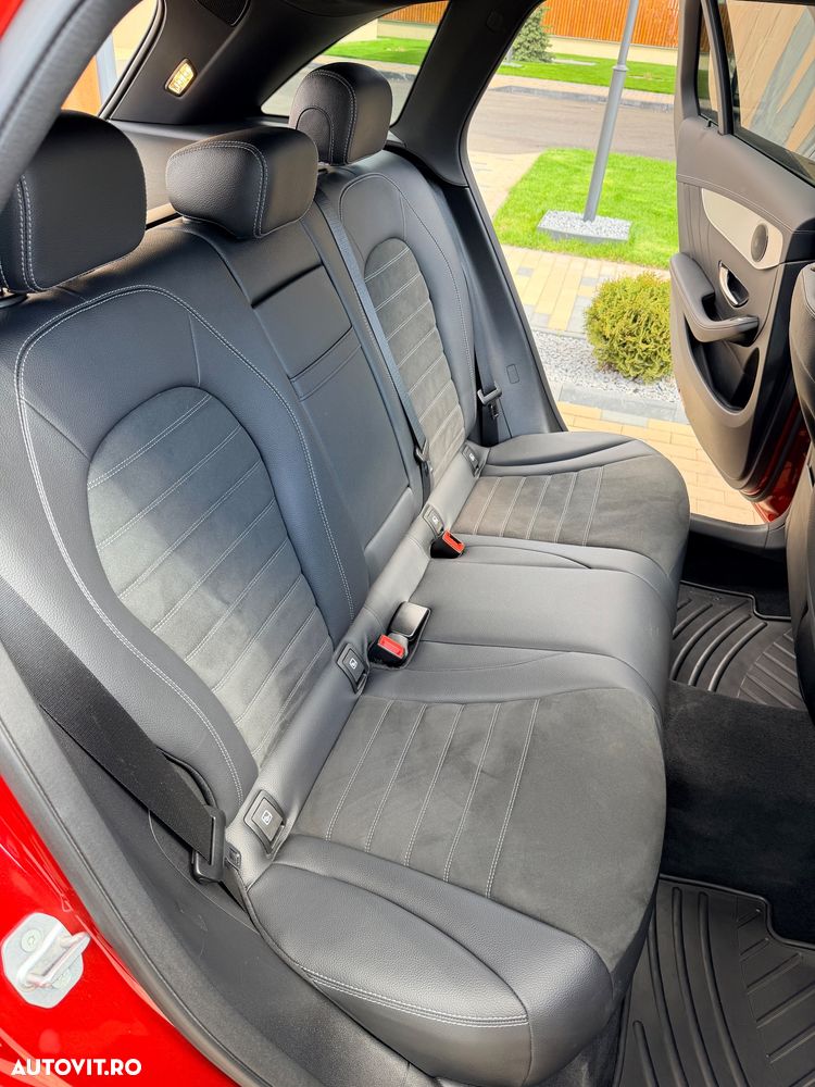 Mercedes-Benz GLC 300 e 4MATIC - 25