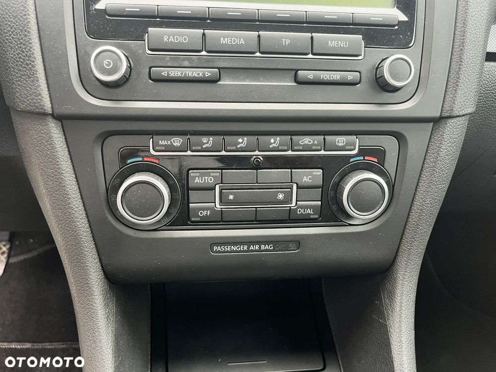 Volkswagen Golf 1.6 TDI DPF BlueMotion Technology Trendline - 30