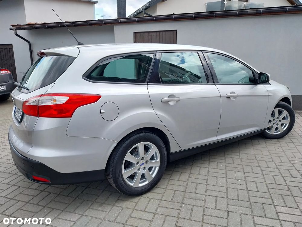 Ford Focus 1.6 Trend - 4