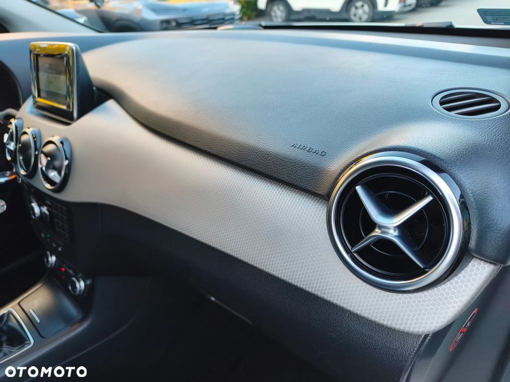 Mercedes-Benz Klasa B - 19