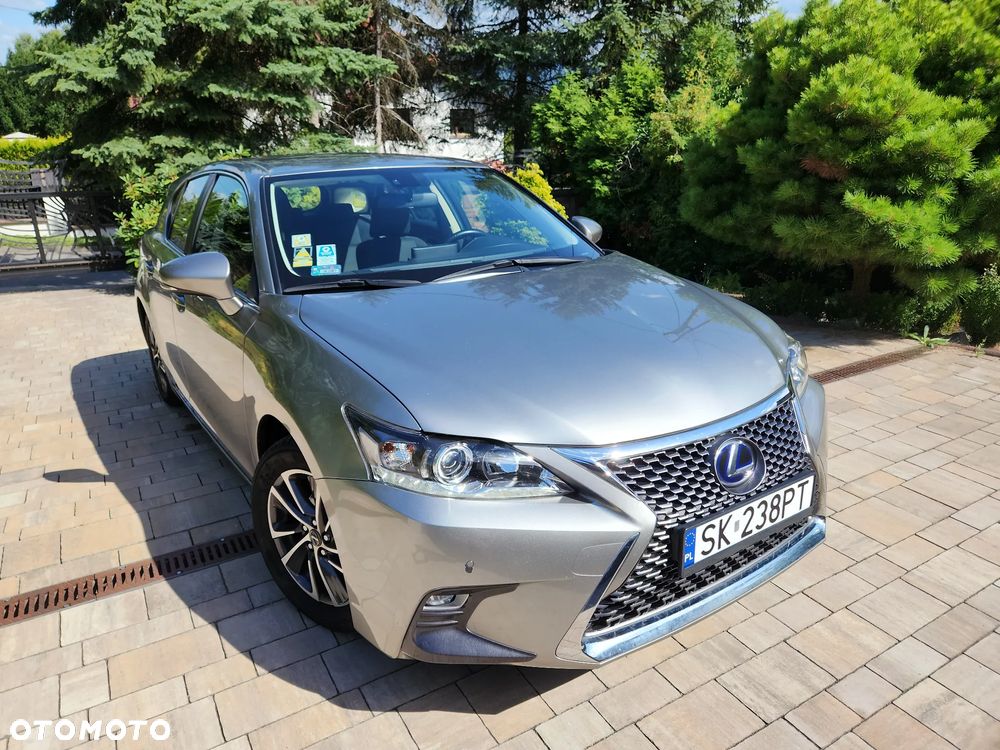 Lexus CT - 2