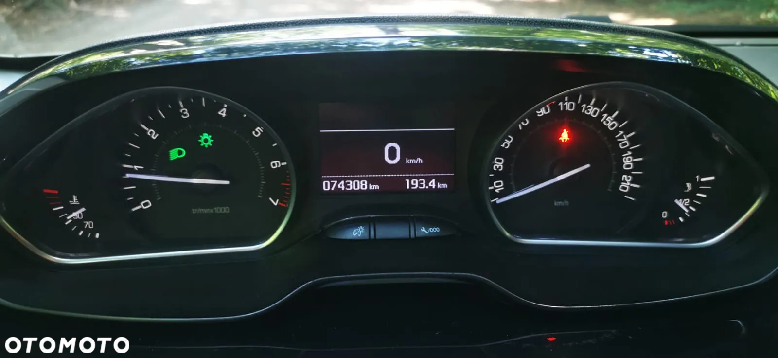 Peugeot 208 1.2 PureTech Allure S&S - 10