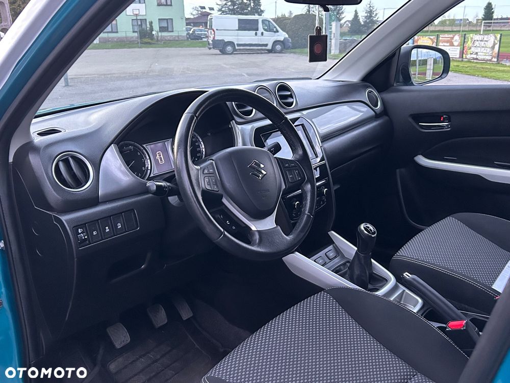 Suzuki Vitara 1.6 Comfort 2WD - 8