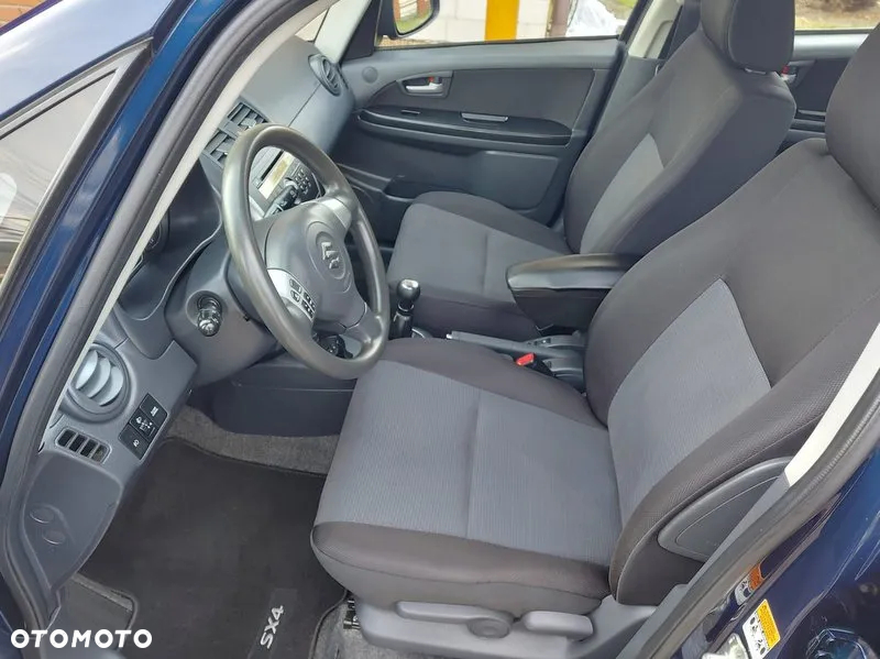 Suzuki SX4 1.6 VVT Comfort - 29