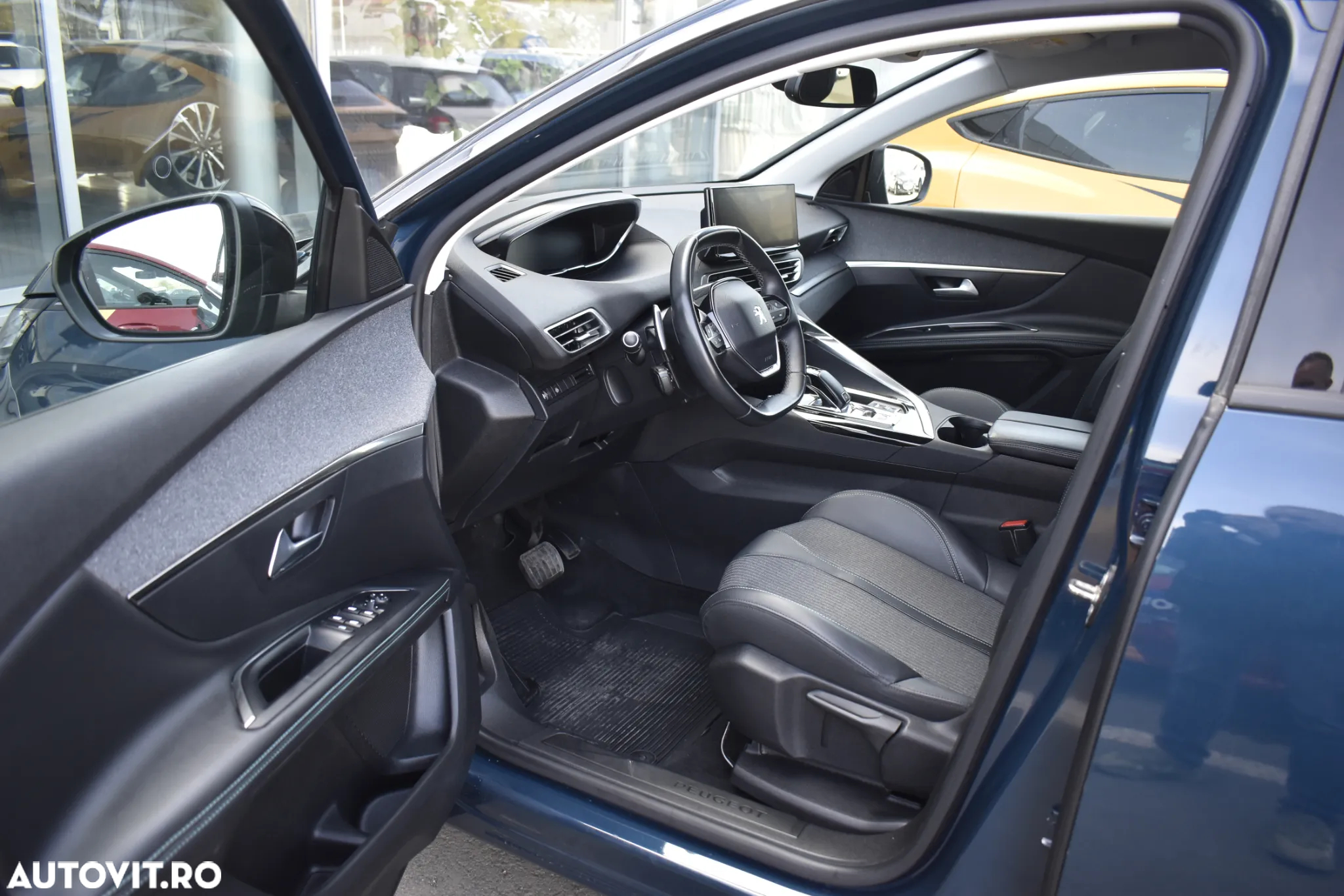 Peugeot 3008 1.5 BlueHDI 130 S&S EAT8 Allure - 28