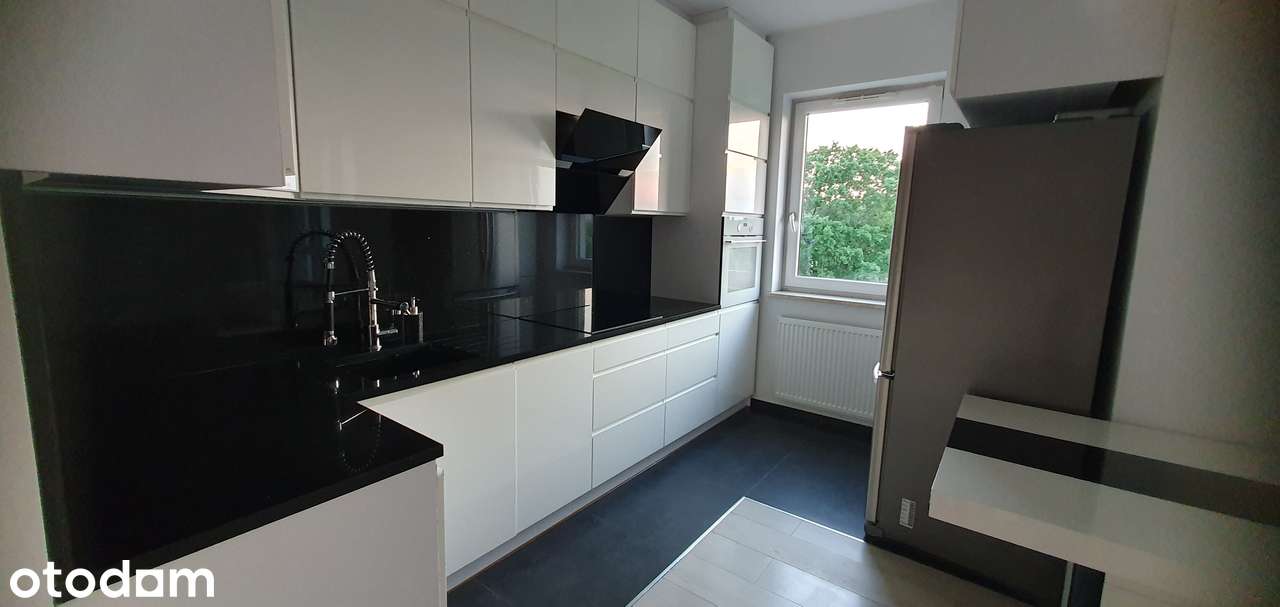 Apartament 4 pokoje, 2 balkony, garaż podziemny i 2 komórki