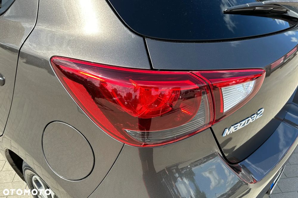 Mazda 2 - 16