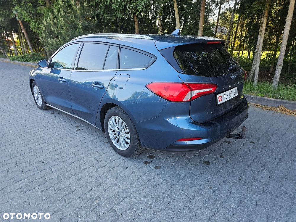 Ford Focus 2.0 TDCi DPF Titanium - 4