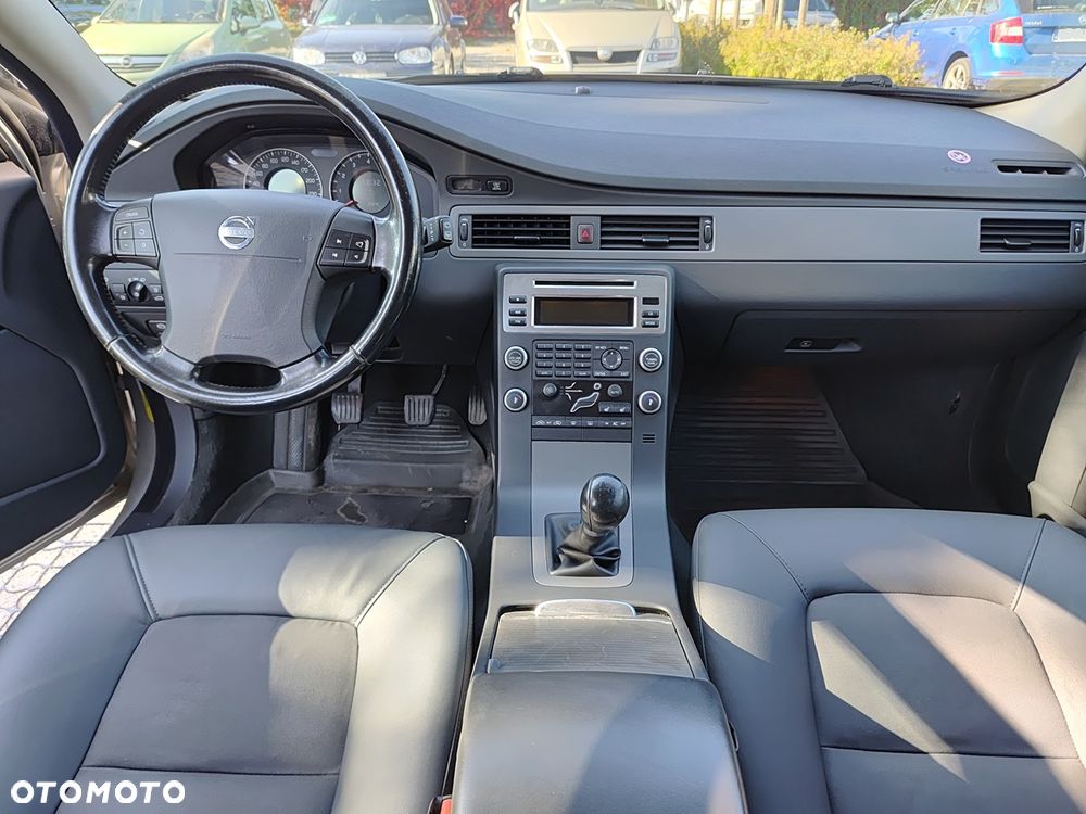 Volvo V70 2.0 Kinetic - 22