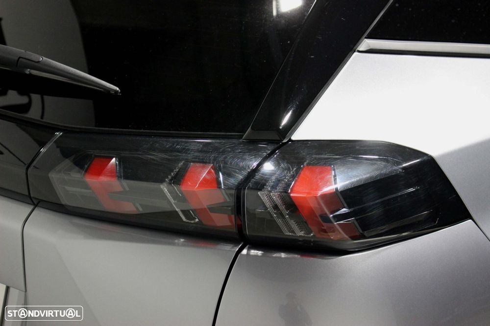 Peugeot 2008 1.5 BlueHDi Allure Pack EAT8 - 9