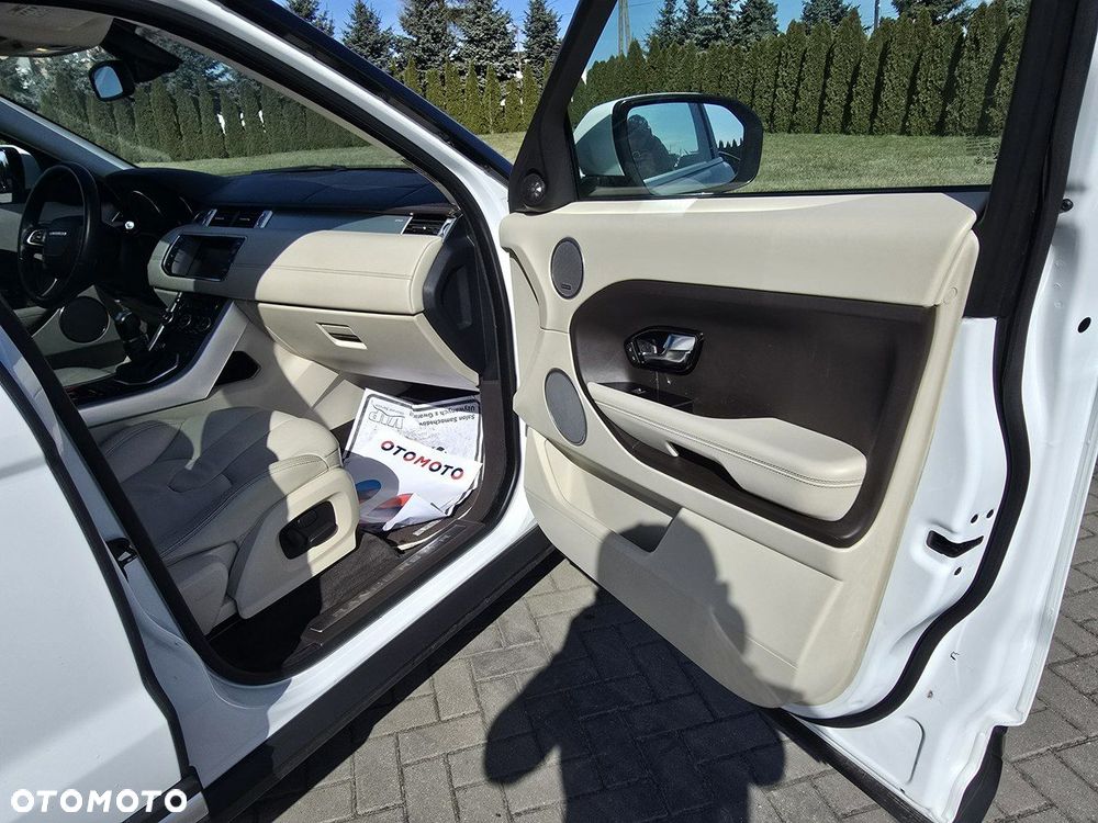 Land Rover Range Rover Evoque - 25