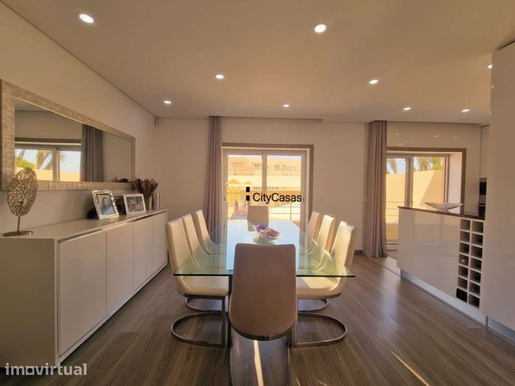 Moradia T3 + Casa T1 Renovadas | Lavra - Grande imagem: 2/34