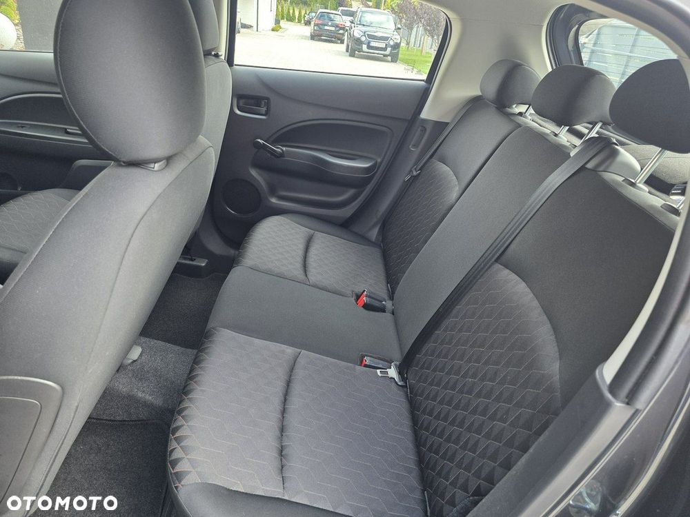 Mitsubishi Space Star - 15