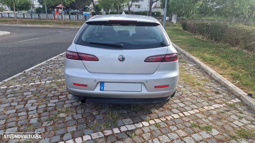 Alfa Romeo 159 Sportwagon 1.9 JTDm 16V - 7