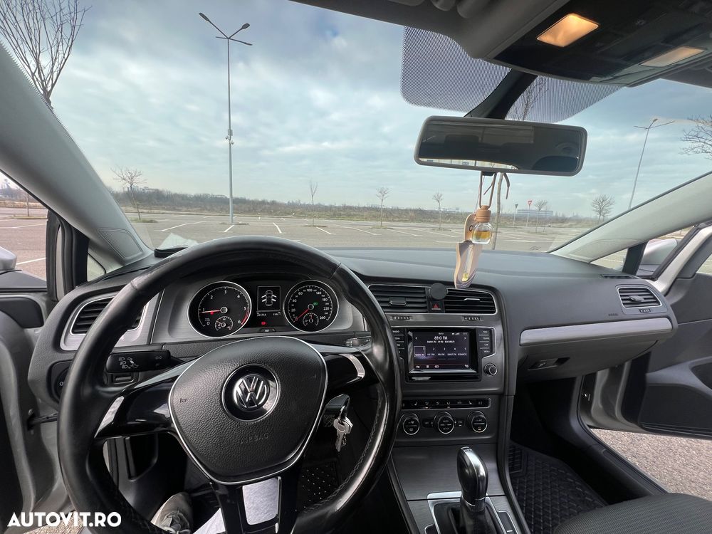 Volkswagen Golf 2.0 BlueTDI DSG Comfortline - 8
