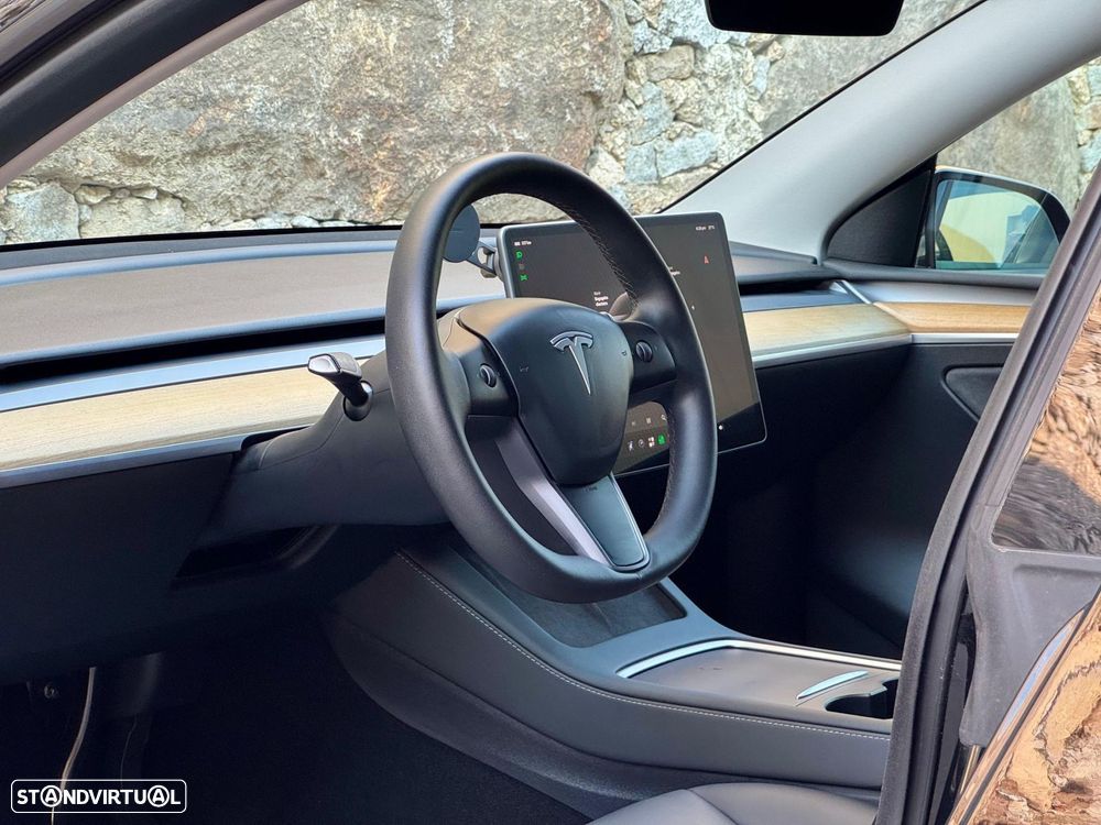 Tesla Model Y Tração Traseira - 8