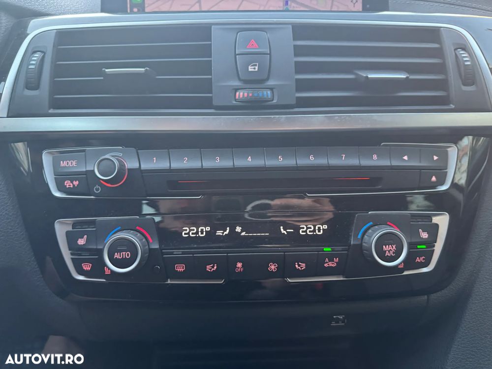 BMW 3 Series 2019 — imagine 15