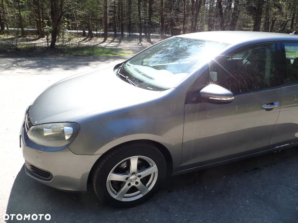 Volkswagen Golf 1.6 Comfortline - 2