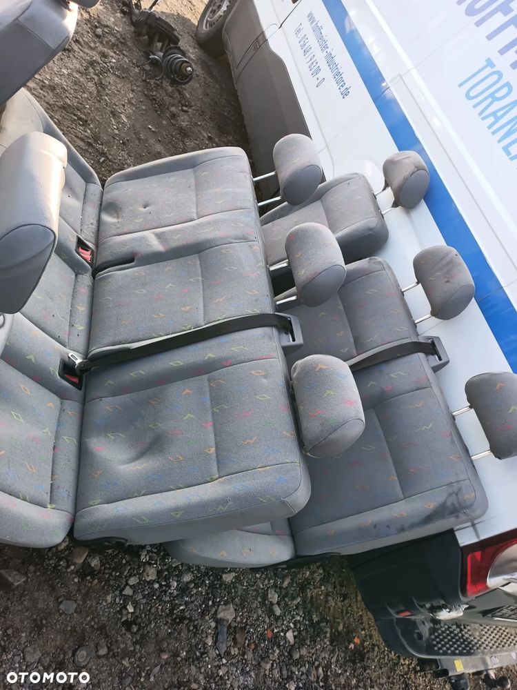 KOMPLET FOTELI VOLKSWAGEN T5 9 OSÓB - 3