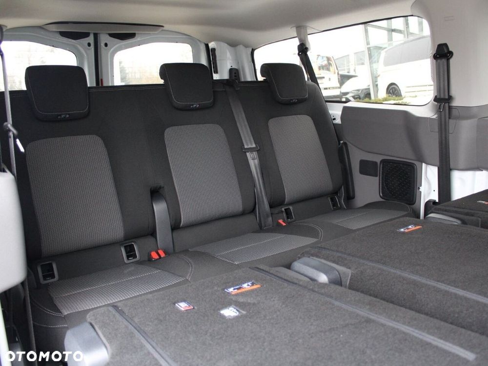 Volkswagen Transporter Kombi L2H1 M1 - 20